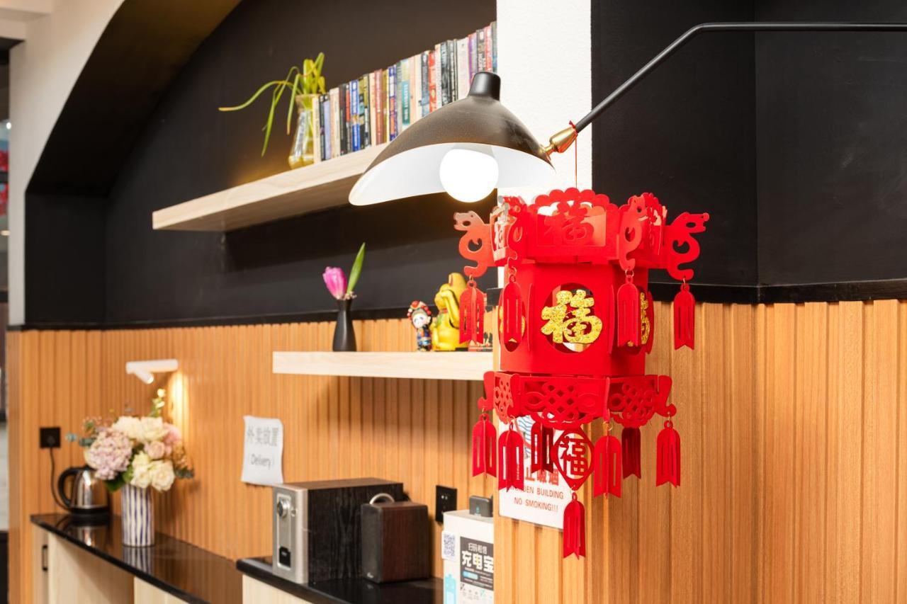 Hello Chengdu International Youth Hostel Екстериор снимка