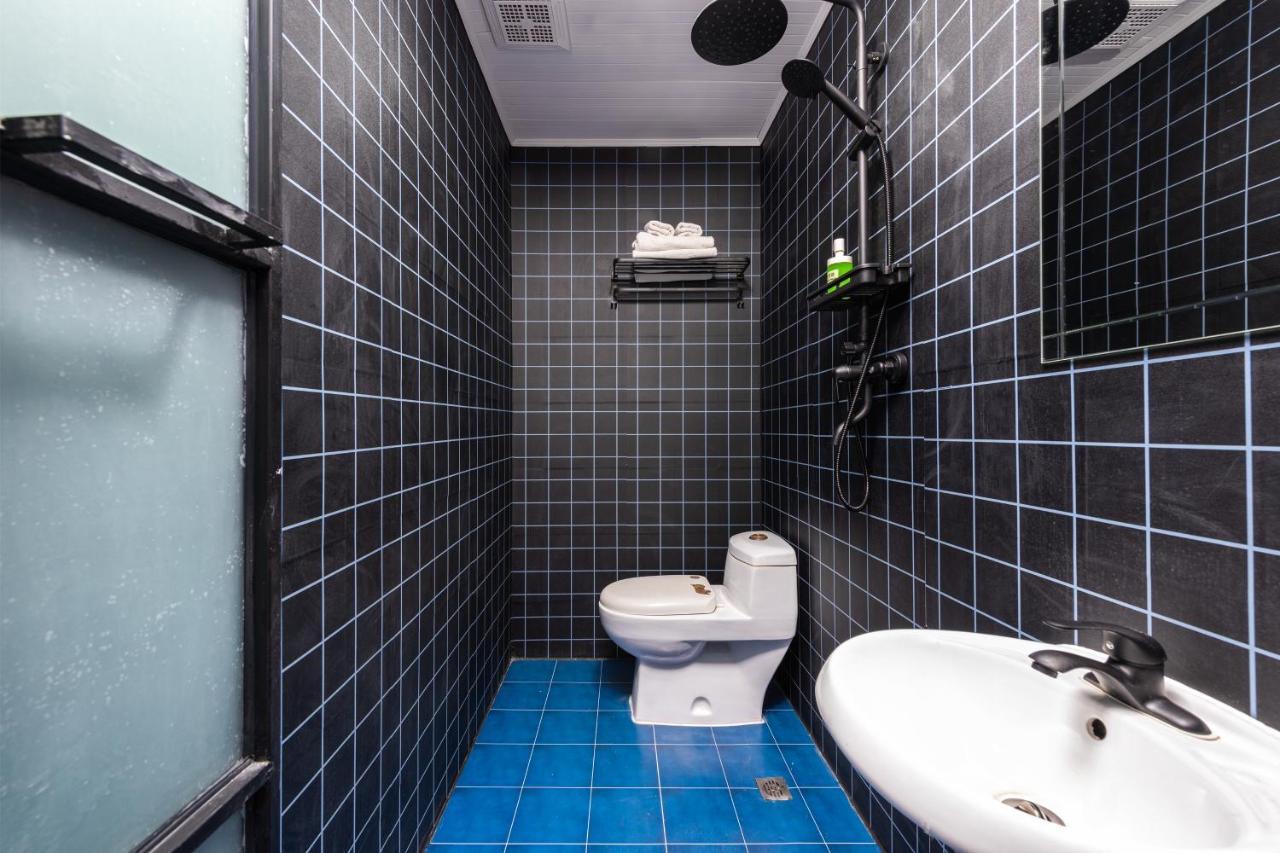 Hello Chengdu International Youth Hostel Екстериор снимка