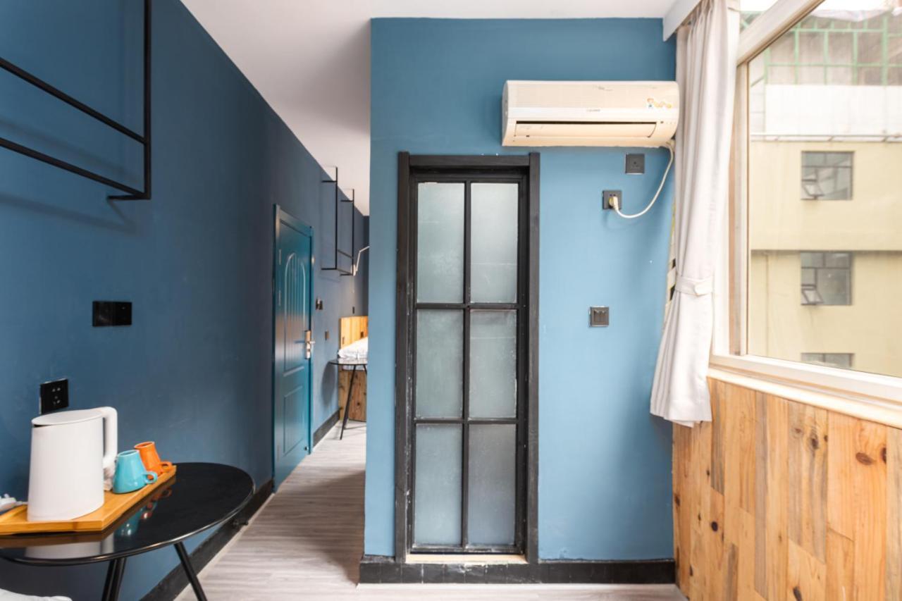 Hello Chengdu International Youth Hostel Екстериор снимка